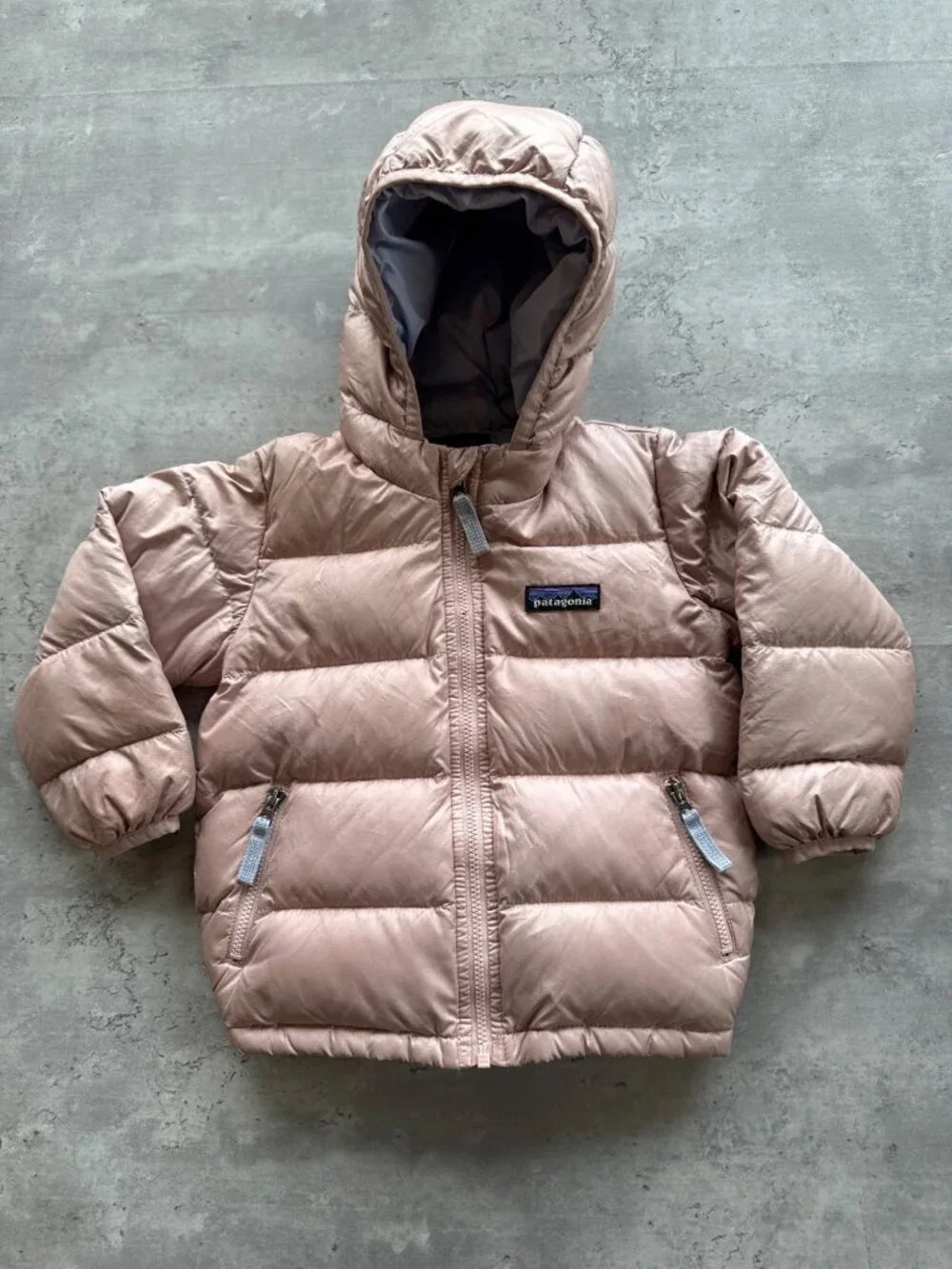 Patagonia Baby Hi Loft Down Sweater Hoody, Fuzzy Mauve, 12-18 Months